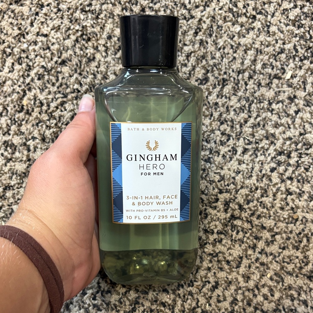 Brand New Bath & Body Works Gingham Hero 3-in-1 Wash - Olive Green